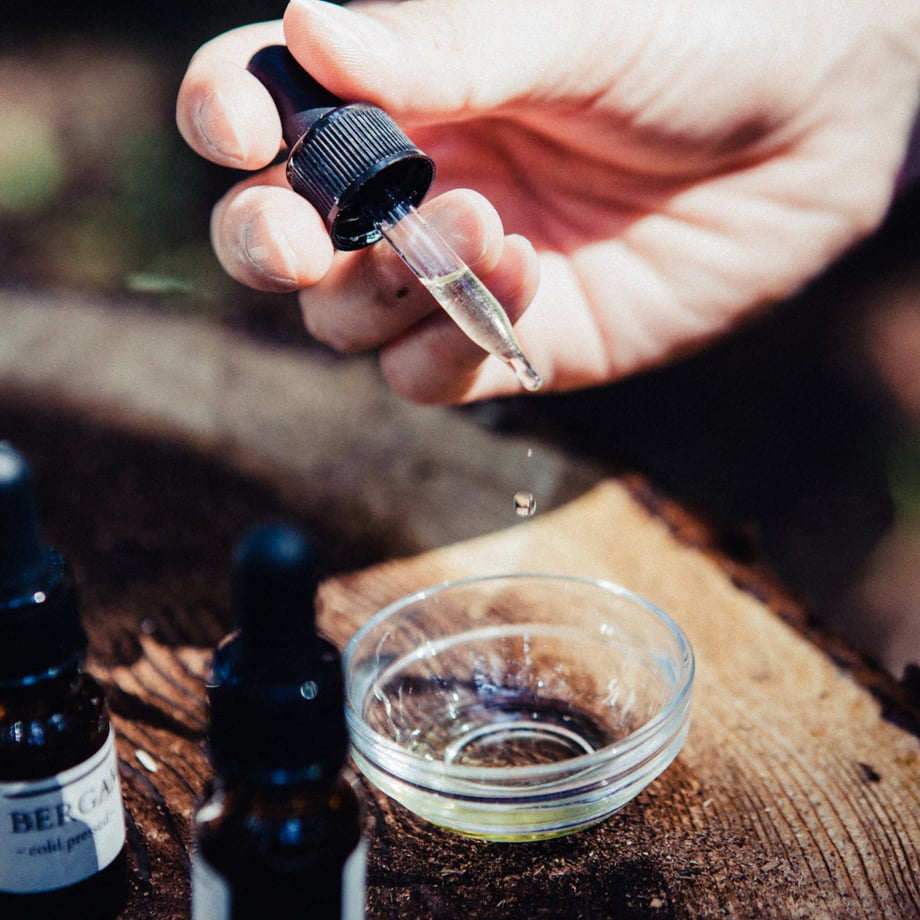 エッセンシャルオイル スギ